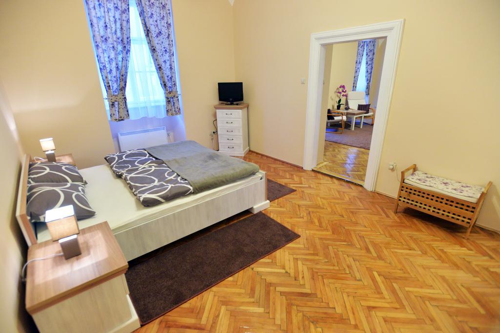 Foter Apartman Eger Exterior foto